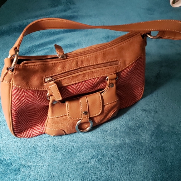 Tommy hilfiger purse - Picture 1 of 6